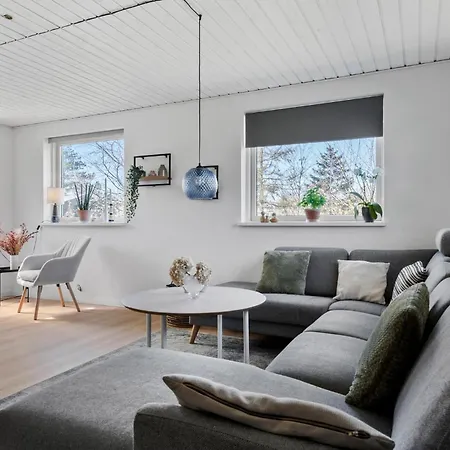 Cozy In With Wifi Holiday home Ebeltoft