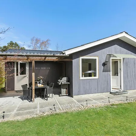 Holiday home Cozy In With Wifi *